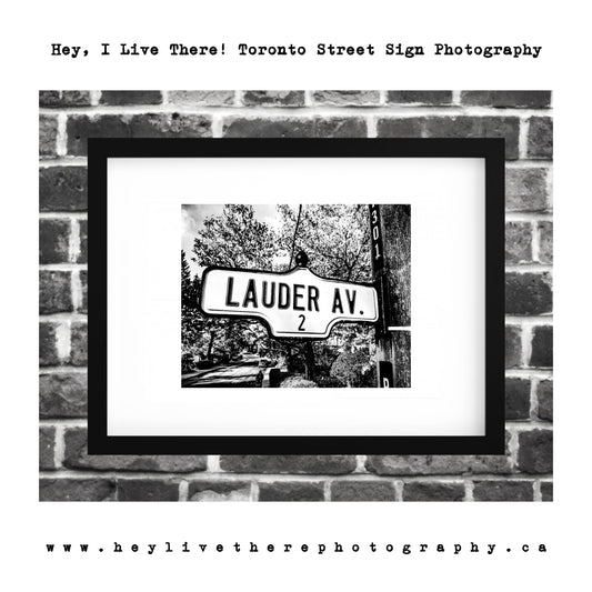 "Lauder Ave"