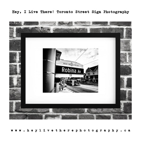"Robina Ave"