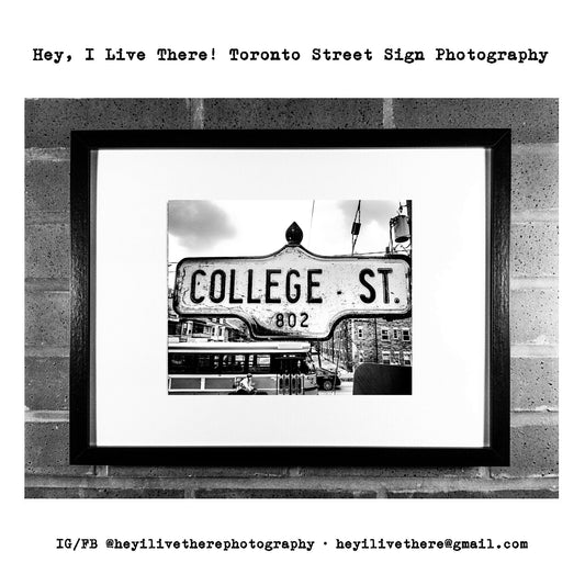 "College St"